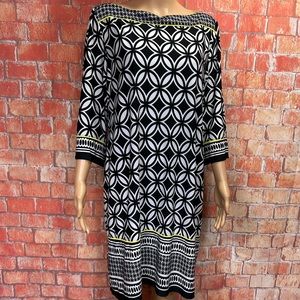 Studio One New York Geometric Print Shift‎ Dress